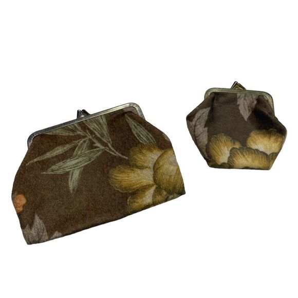 Pair of Vintage Nesting Kiss Clasp Felt Coin Purses Cosmetic Bags - Picture 2 of 12